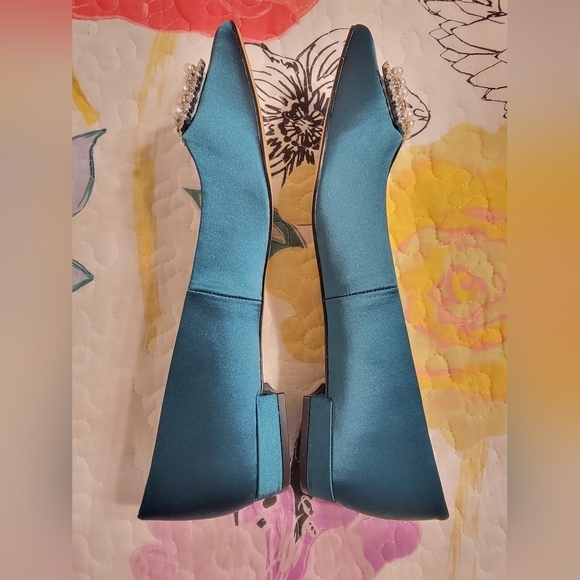 NIB J. Crew Satin Pointy Toe Flats with Crystal Embellished Buckle - Picture 6 of 9